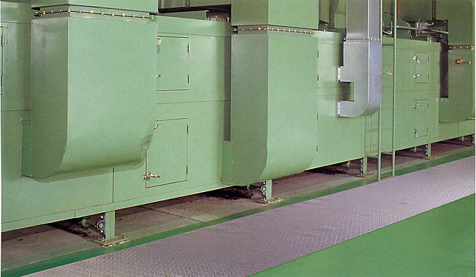 リサイクル長マット縞鋼板シルバーの設置例
